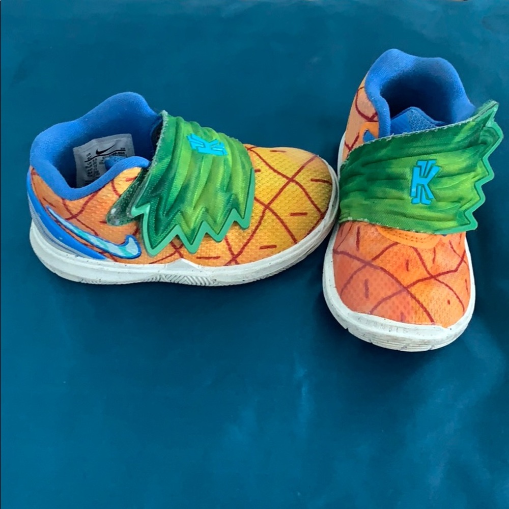 Little boys sneakers